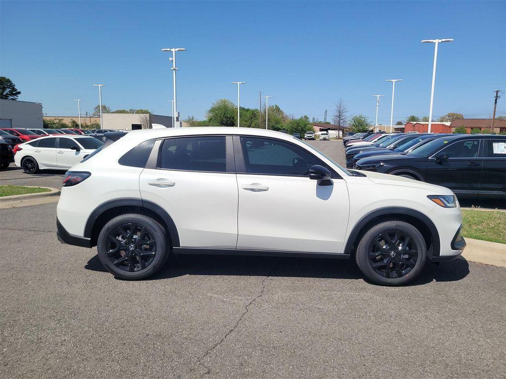 new 2025 Honda HR-V car, priced at $28,350