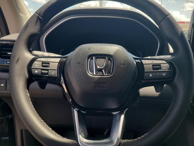new 2025 Honda Pilot car, priced at $43,950