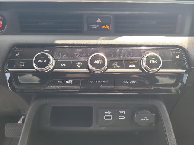 new 2025 Honda Pilot car, priced at $43,950
