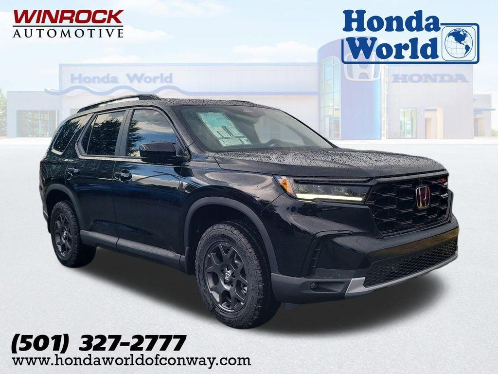 new 2025 Honda Pilot car, priced at $47,888