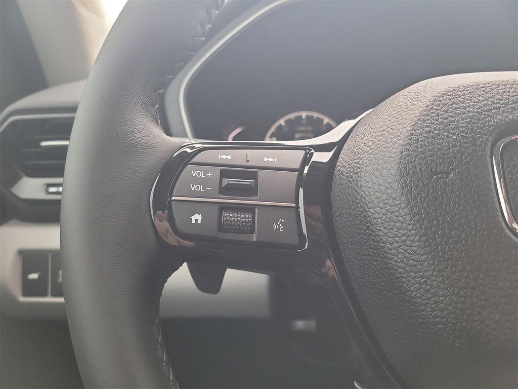 new 2025 Honda Pilot car, priced at $45,450