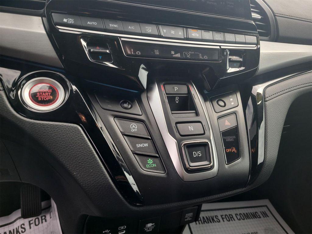 used 2025 Honda Odyssey car, priced at $41,581