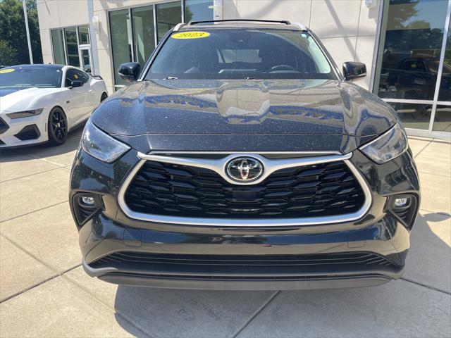 used 2023 Toyota Highlander car, priced at $40,588