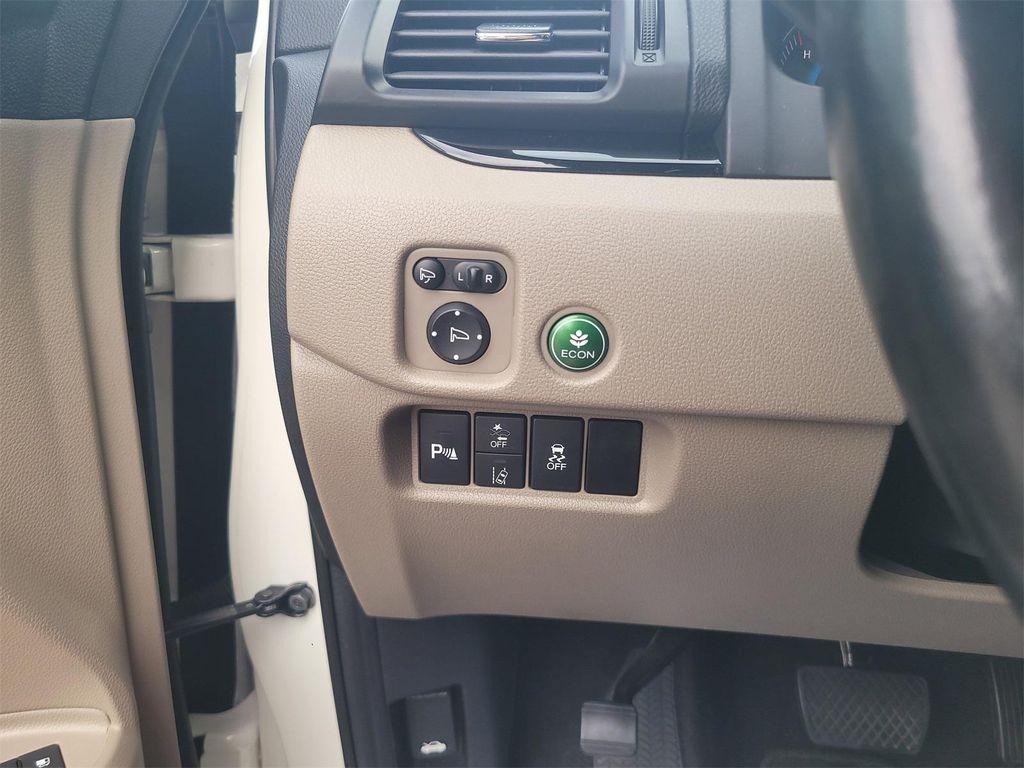 used 2019 Honda Pilot car, priced at $24,288
