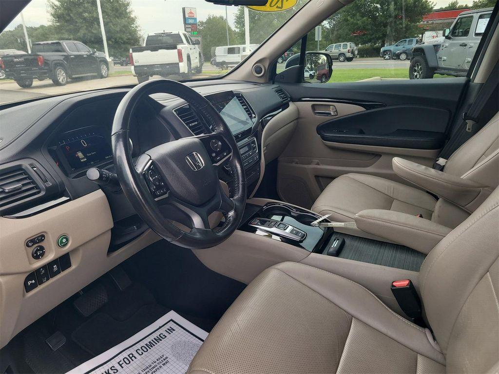 used 2019 Honda Pilot car, priced at $24,288