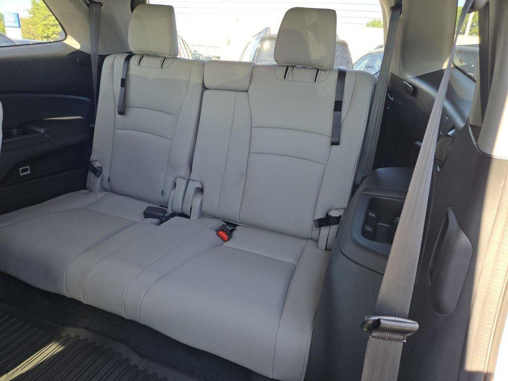 used 2021 Honda Pilot car, priced at $24,499