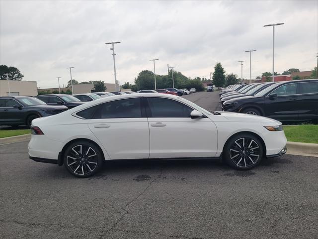 new 2025 Honda Accord Hybrid car, priced at $38,055