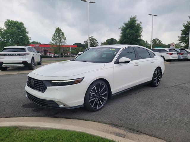 new 2025 Honda Accord Hybrid car, priced at $38,055