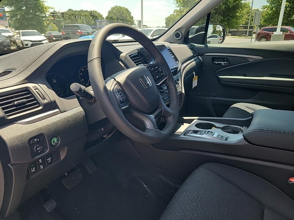 new 2024 Honda Ridgeline car, priced at $40,048