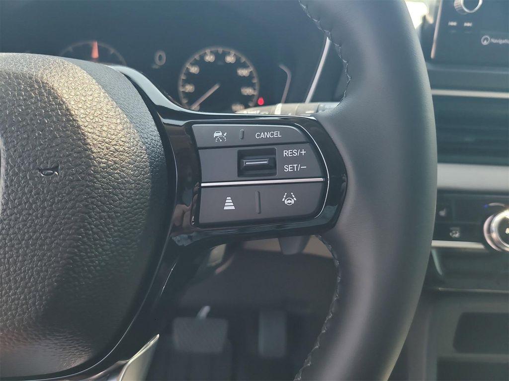 new 2025 Honda Pilot car, priced at $49,100