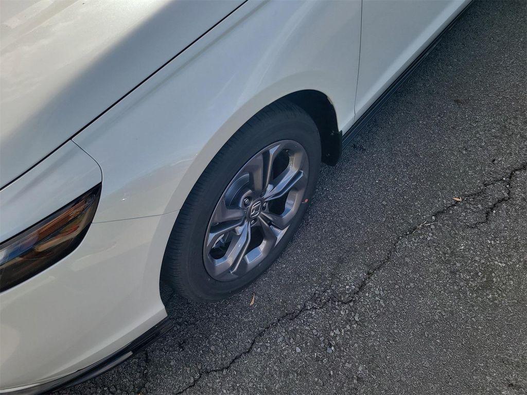 new 2025 Honda Accord Hybrid car, priced at $34,590