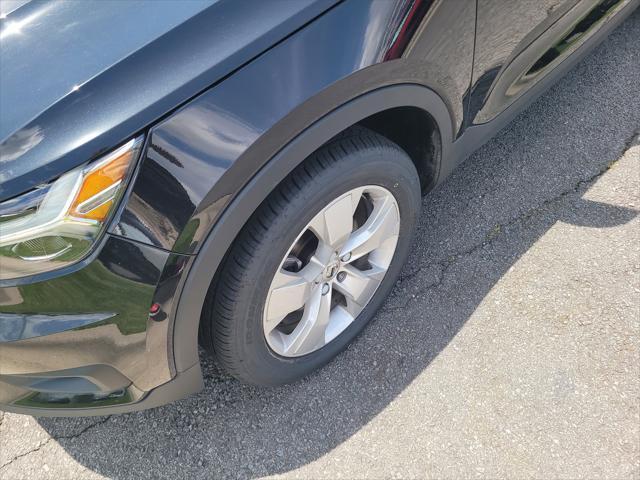 used 2022 Volvo XC40 car, priced at $24,888