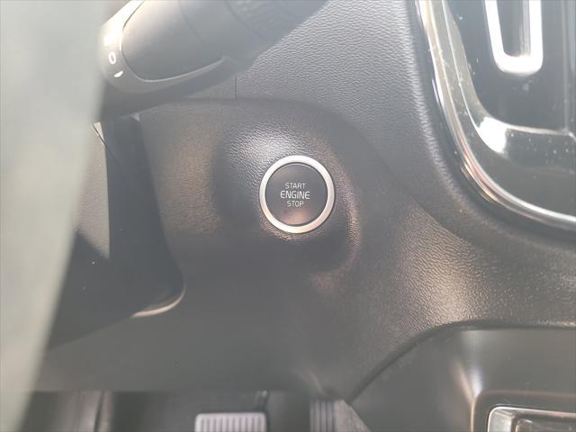 used 2022 Volvo XC40 car, priced at $24,888