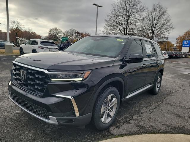 new 2025 Honda Pilot car, priced at $43,298