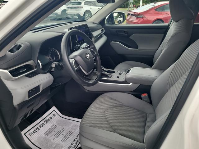 used 2023 Toyota Highlander car, priced at $35,388