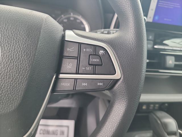 used 2023 Toyota Highlander car, priced at $35,388