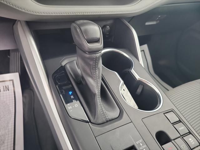used 2023 Toyota Highlander car, priced at $35,388