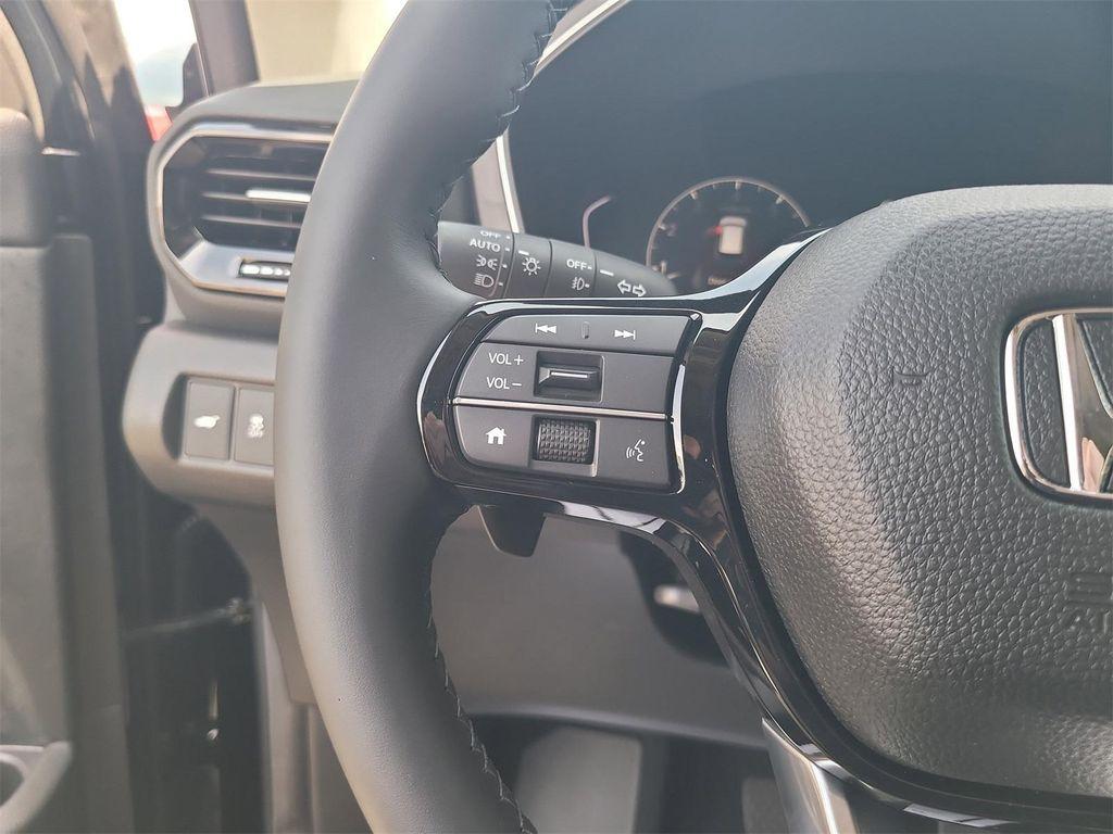 new 2025 Honda Pilot car, priced at $52,950