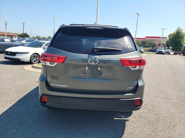 used 2019 Toyota Highlander car, priced at $24,998