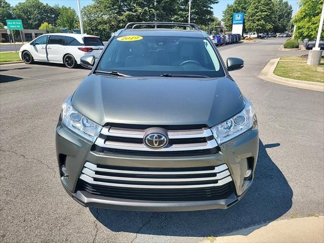 used 2019 Toyota Highlander car, priced at $24,998