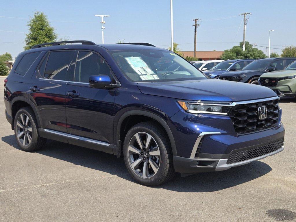 new 2025 Honda Pilot car, priced at $50,095