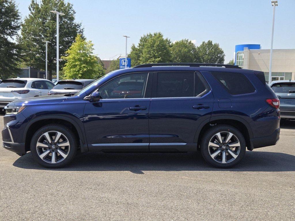new 2025 Honda Pilot car, priced at $50,095