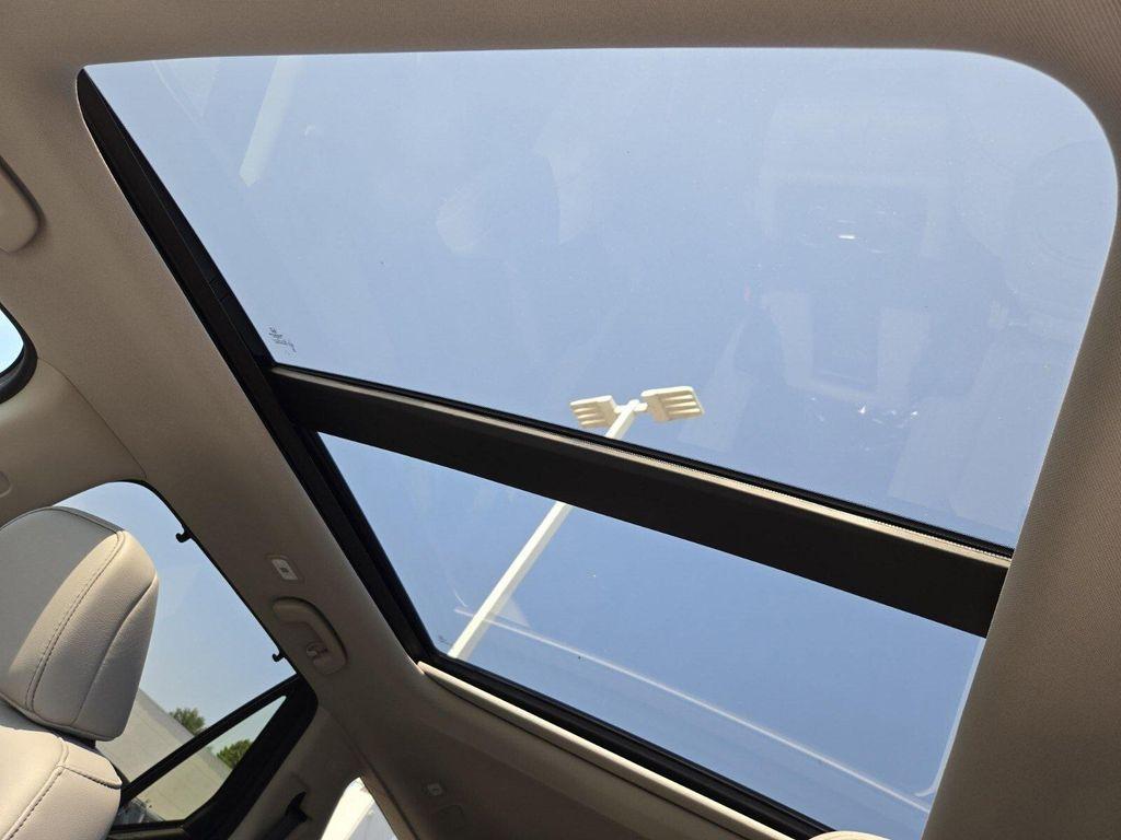 new 2025 Honda Pilot car, priced at $50,095