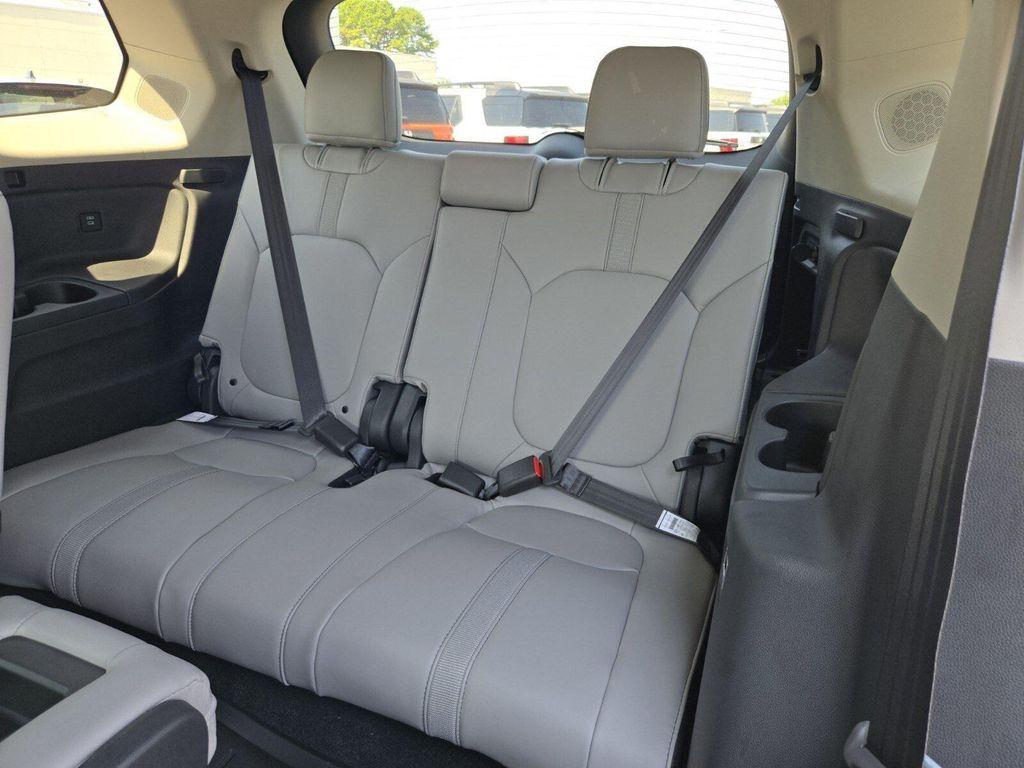 new 2025 Honda Pilot car, priced at $50,095