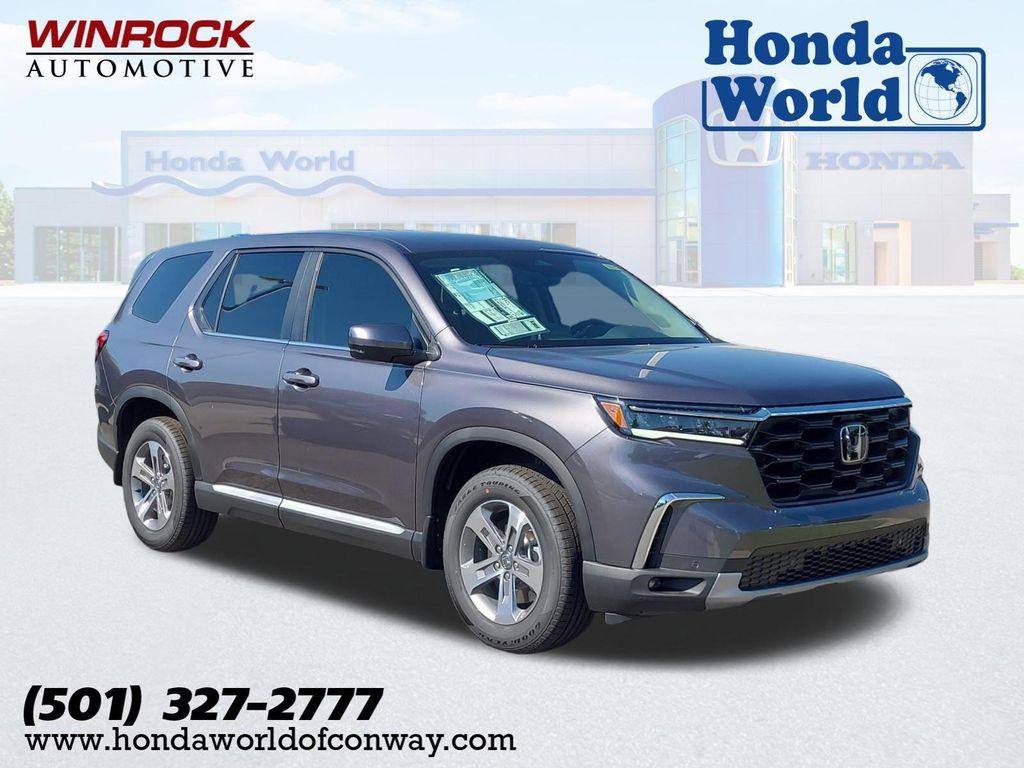 new 2025 Honda Pilot car, priced at $46,095