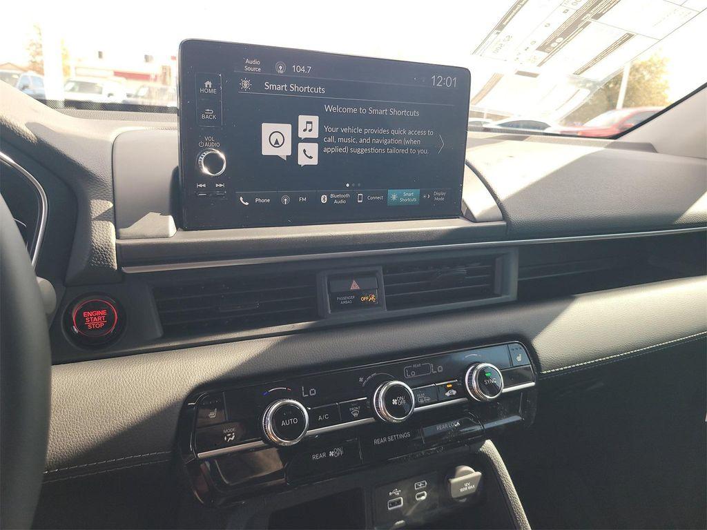 new 2025 Honda Pilot car, priced at $45,450