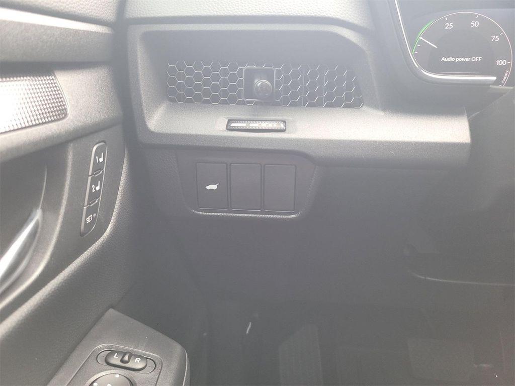 new 2026 Honda CR-V Hybrid car, priced at $38,925