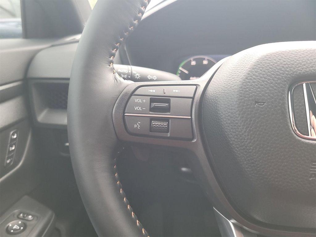 new 2026 Honda CR-V Hybrid car, priced at $38,925