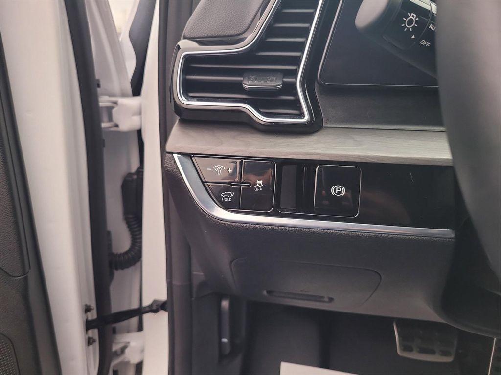 used 2023 Kia Sportage car, priced at $30,988