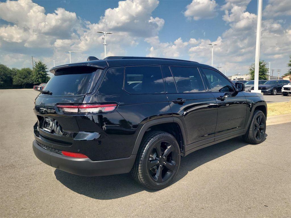 used 2023 Jeep Grand Cherokee L car, priced at $31,588