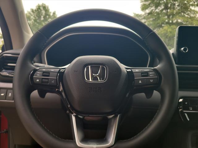 new 2025 Honda Pilot car, priced at $44,405