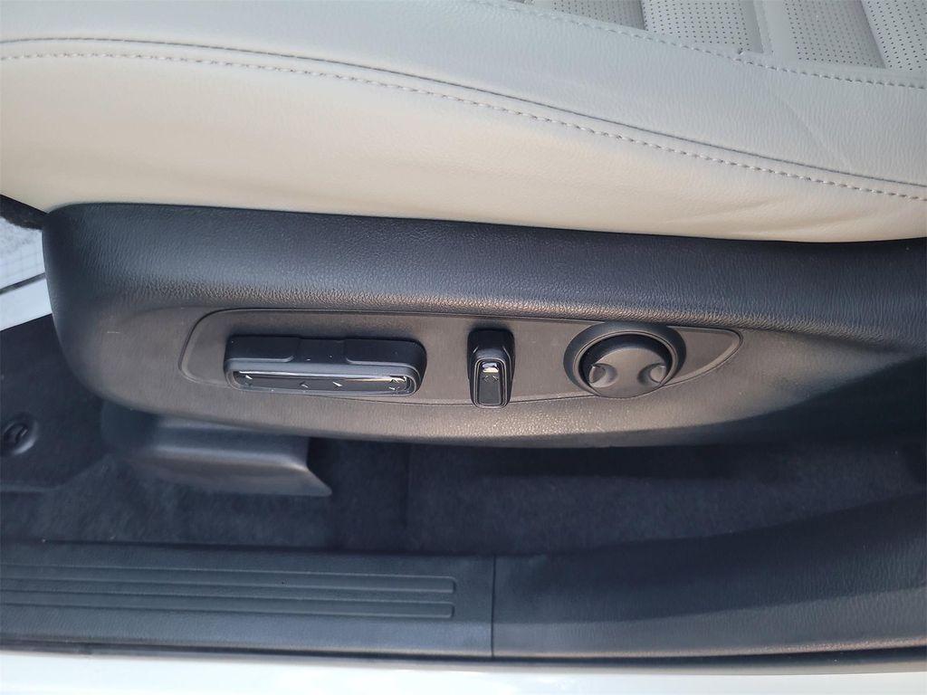 used 2025 Honda CR-V car, priced at $34,888
