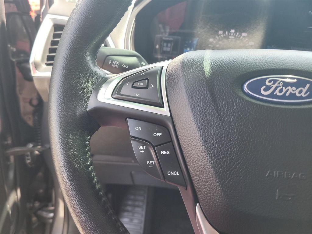 used 2022 Ford Edge car, priced at $22,988