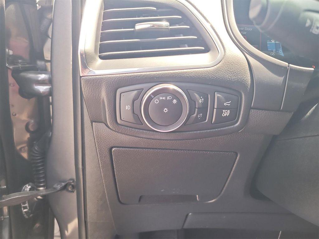 used 2022 Ford Edge car, priced at $22,988