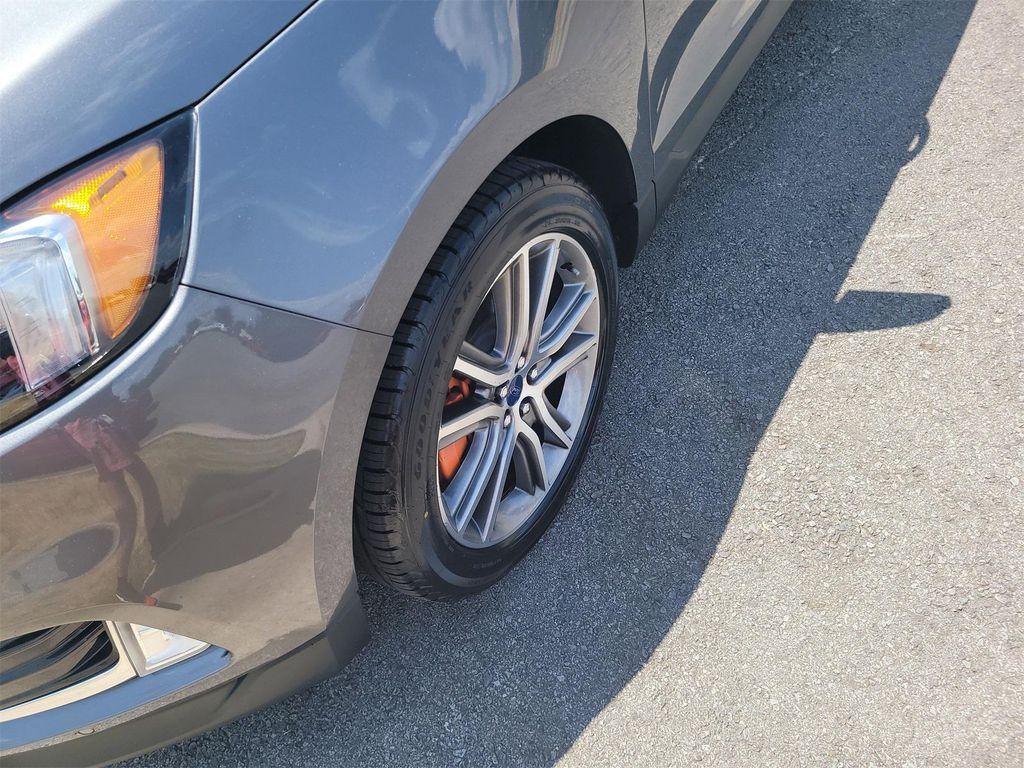 used 2022 Ford Edge car, priced at $22,988