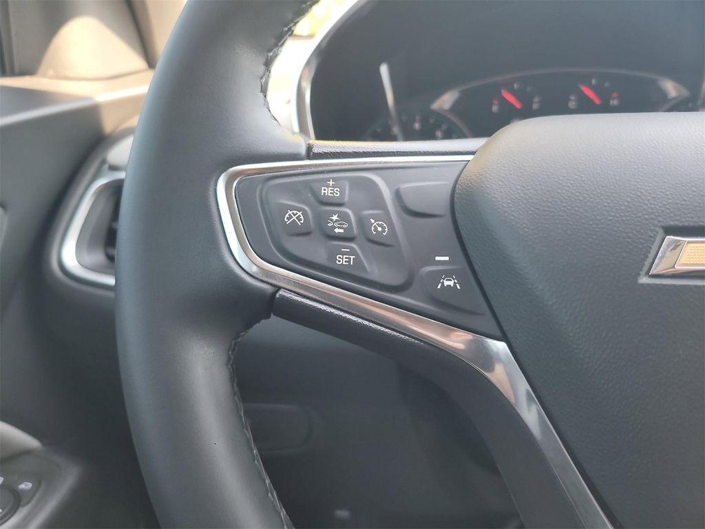 used 2024 Chevrolet Equinox car, priced at $23,281