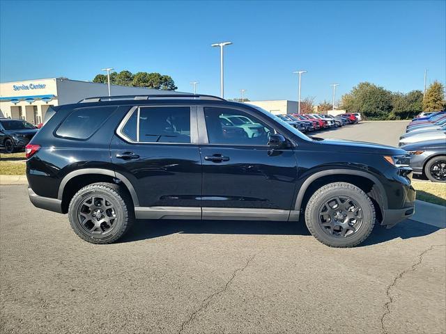 new 2025 Honda Pilot car, priced at $47,833