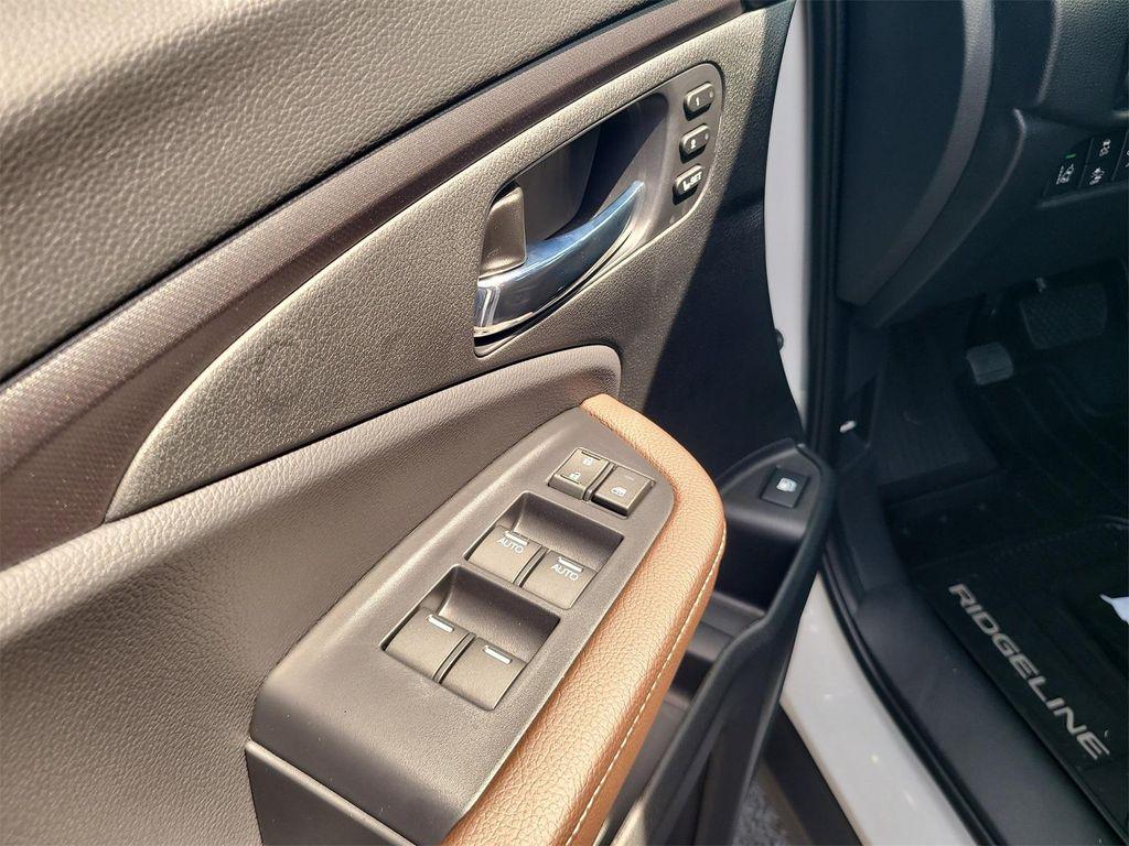 new 2025 Honda Ridgeline car, priced at $44,885