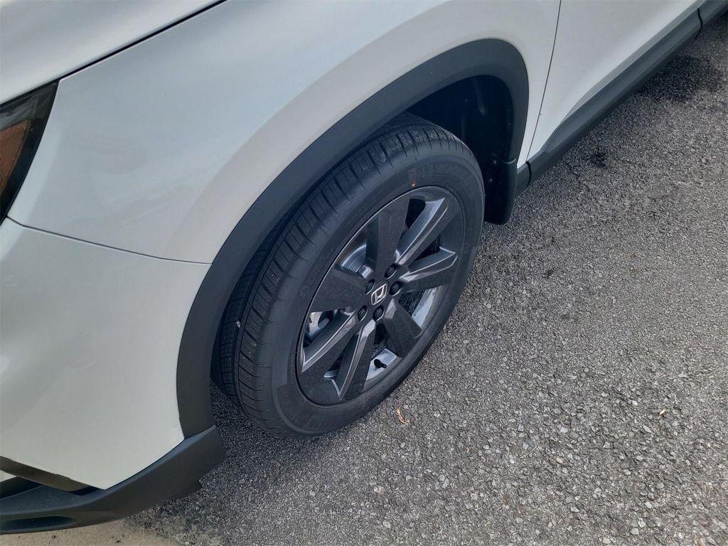 new 2025 Honda Pilot car, priced at $44,250