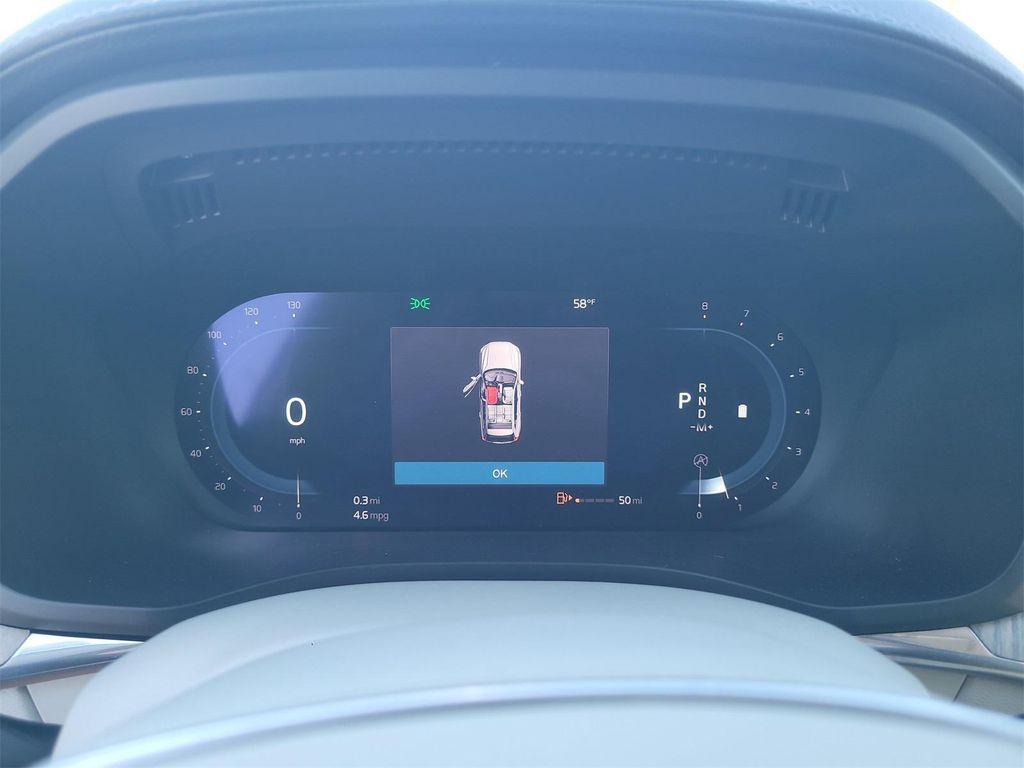 used 2022 Volvo XC60 car, priced at $33,298