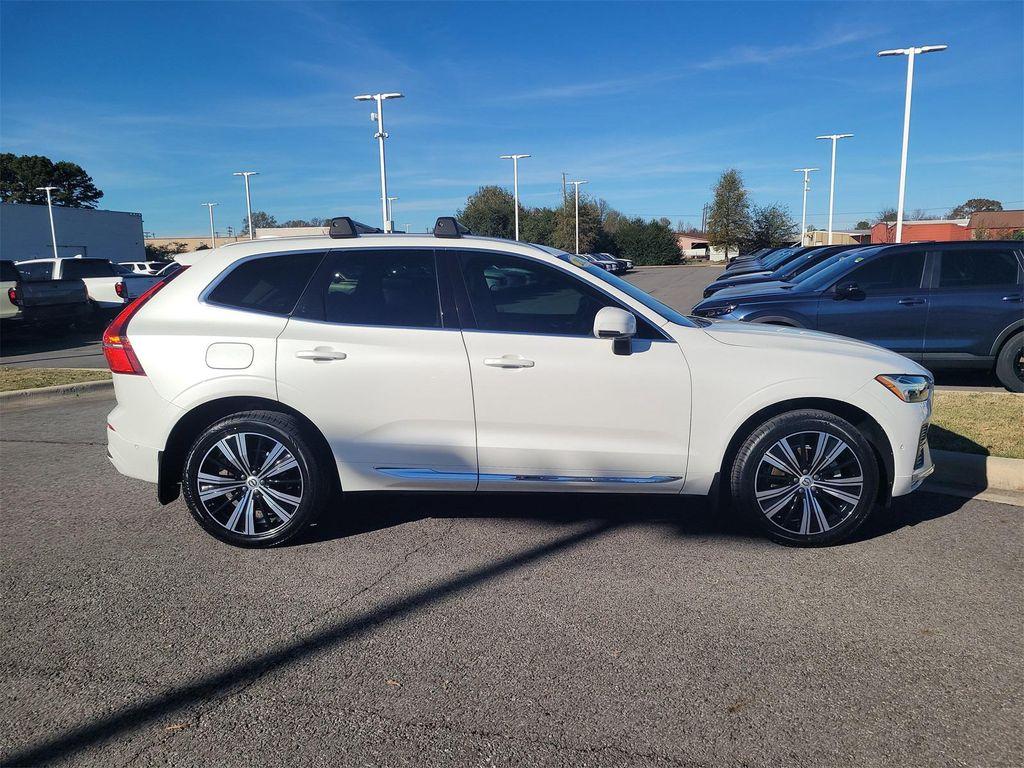 used 2022 Volvo XC60 car, priced at $33,298