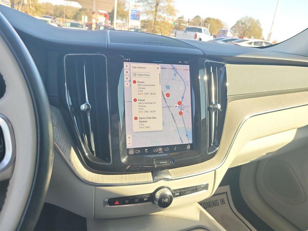 used 2022 Volvo XC60 car, priced at $33,298