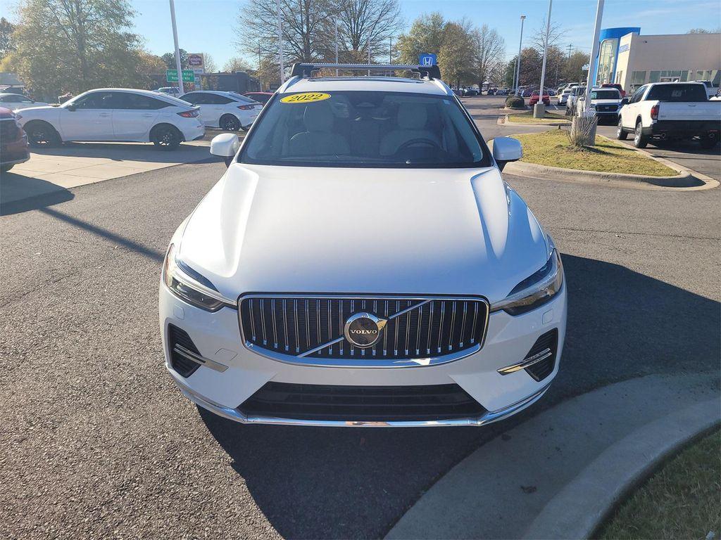 used 2022 Volvo XC60 car, priced at $33,298