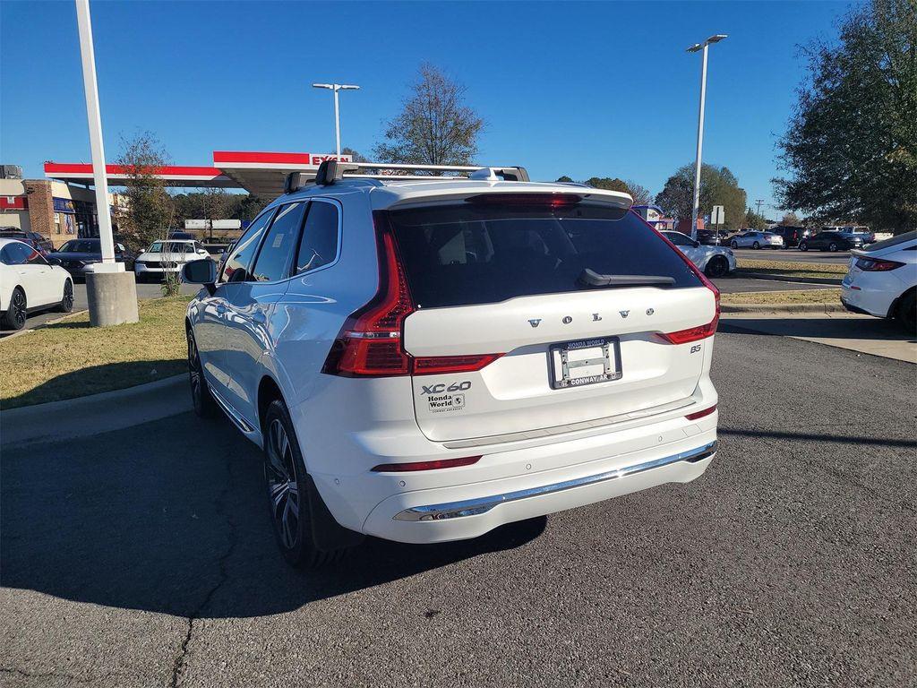 used 2022 Volvo XC60 car, priced at $33,298