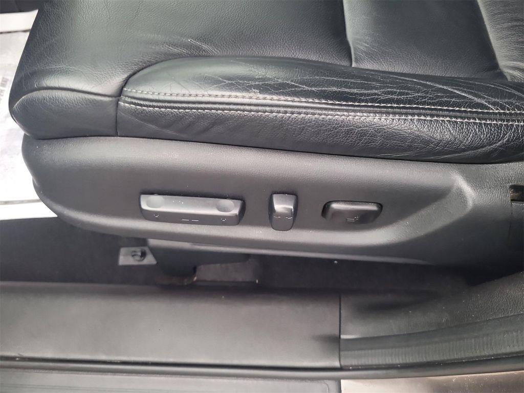 used 2012 Honda CR-V car, priced at $14,292