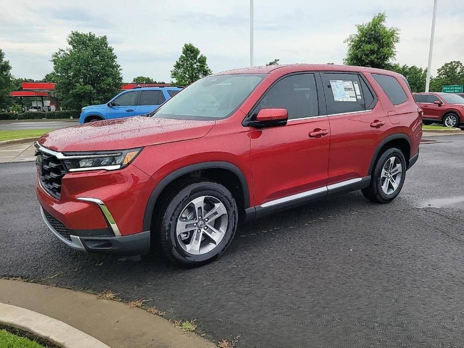 new 2025 Honda Pilot car, priced at $47,150